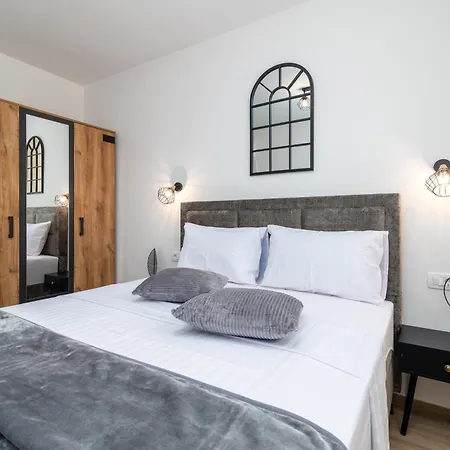 公寓 Terra - Comfort With Garden, Terrace & Free Parking