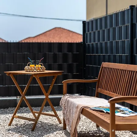 Terra - Comfort With Garden, Terrace & Free Parking 公寓 *