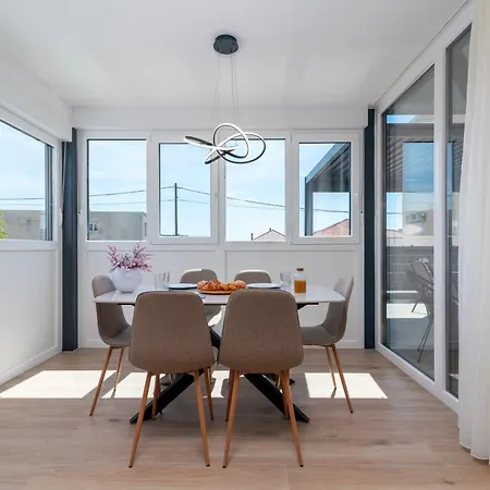 Apartment Terra - Comfort With Garden, Terrace & Free Parking *