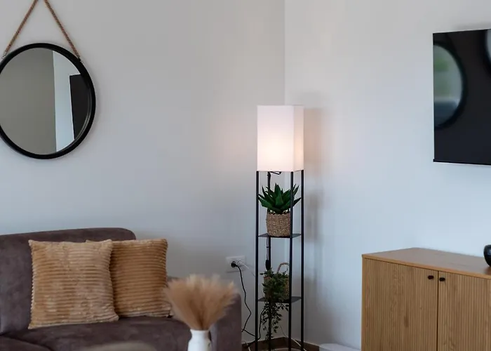 Terra - Comfort With Garden, Terrace & Free Parking شقة تروغير