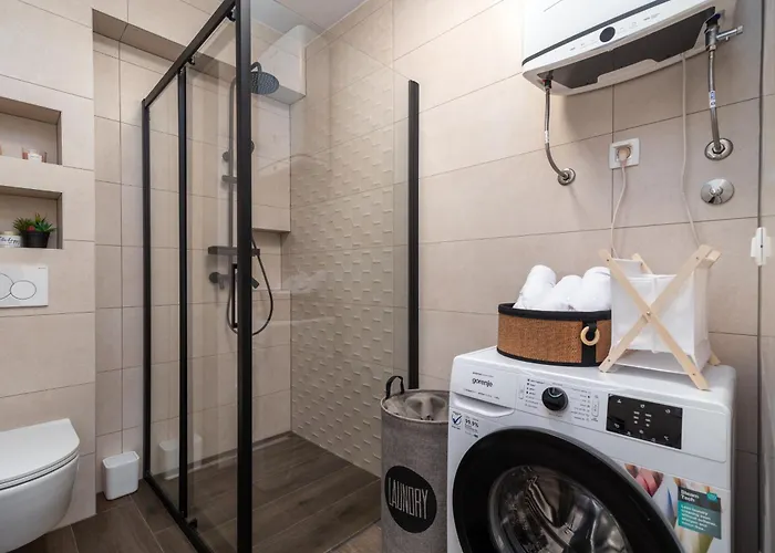 Terra - Comfort With Garden, Terrace & Free Parking تروغير